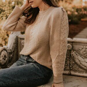 NADAAM Structured Shoulder Cable Knit Wool/Cashmere Sweater in Oatmeal